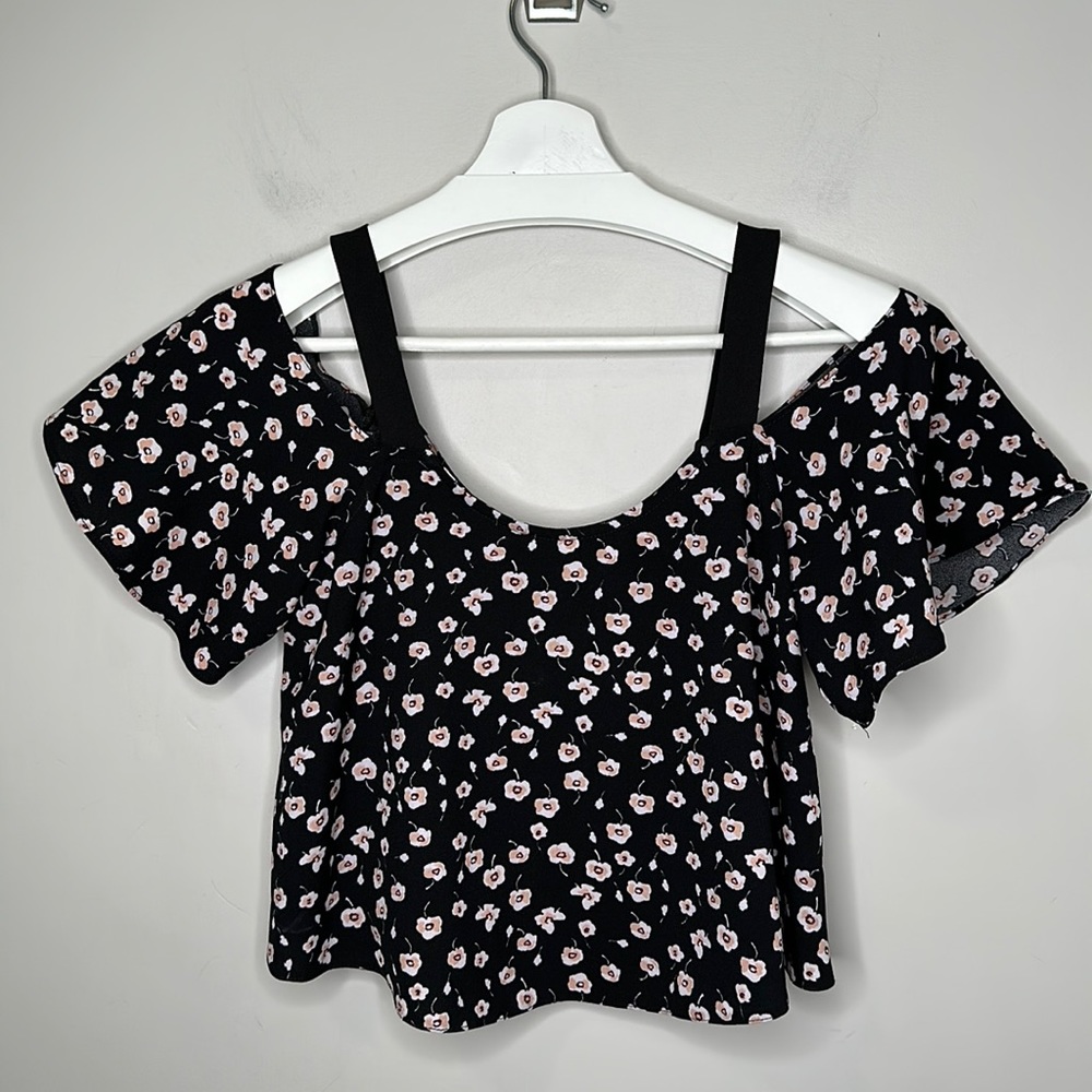 Miss Selfridges Petites Off The Shoulder Cropped Floral Blouse